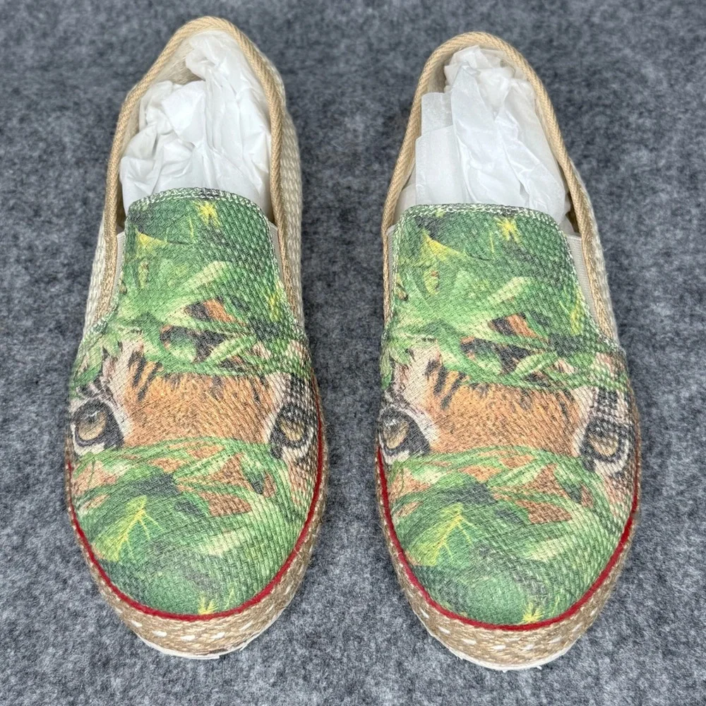 Goby Women's‎ Green Tiger Eyes Man Made Slip-On Sneaker Espadrille Shoes- Sz 10